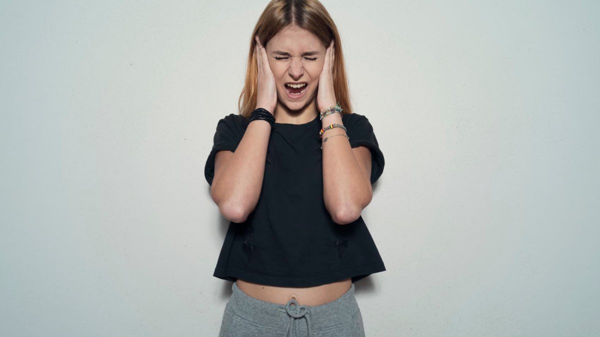 Here's the perfect response to 'instantly' shut down passive-aggressive behavior, says public speaking expert – NBC Connecticut - Vimarsana News