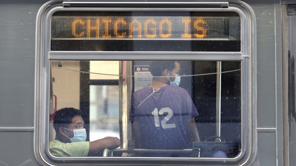 Migrants abandoned at Kankakee gas station, told they were in Chicago – NBC Connecticut - Vimarsana News