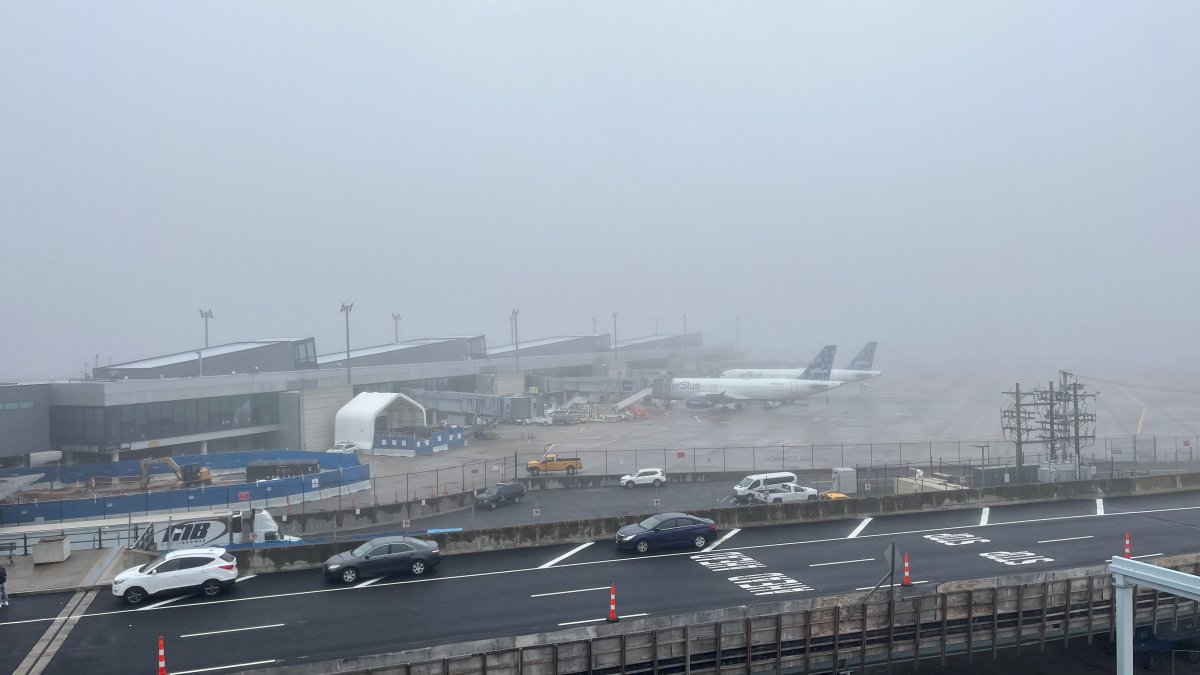 Postholiday travel impacted by weather, delays at Bradley Airport