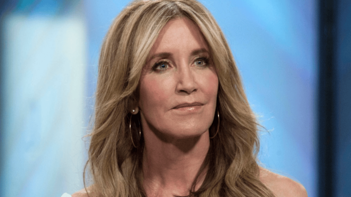 Felicity Huffman speaks for 1st time about college admissions scandal – NBC Connecticut - Vimarsana News