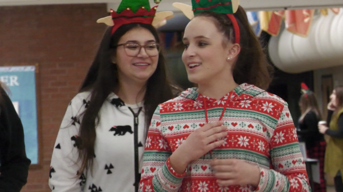 Southington high schoolers organize Winter Fest to benefit kids in foster care - Vimarsana News