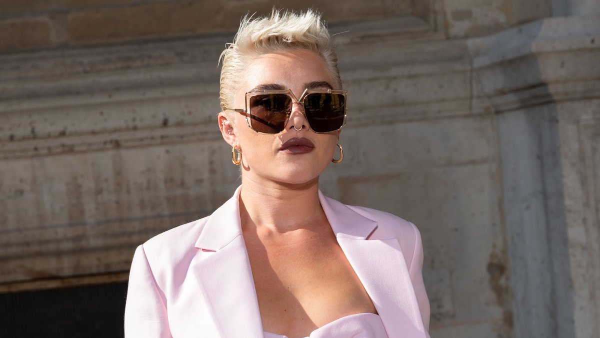 Florence Pugh hit in the face by flying object promoting 'Dune: Part Two' – NBC Connecticut - Vimarsana News
