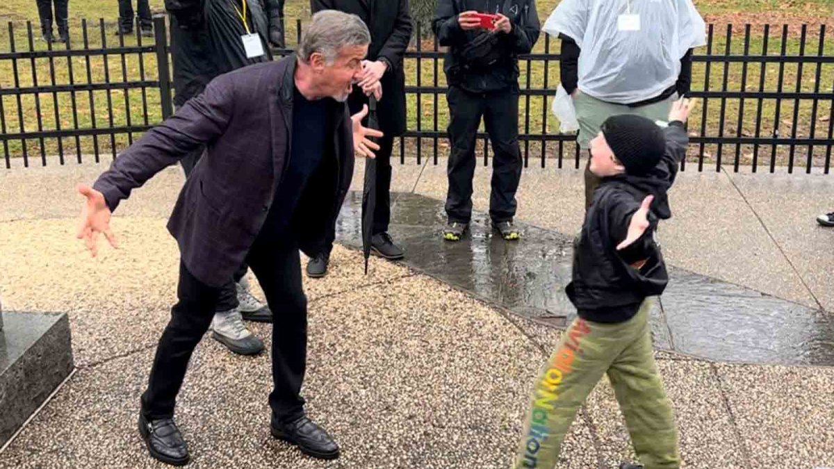 Sylvester Stallone and young fan reenact famous 'Rocky' scene – NBC Connecticut - Vimarsana News