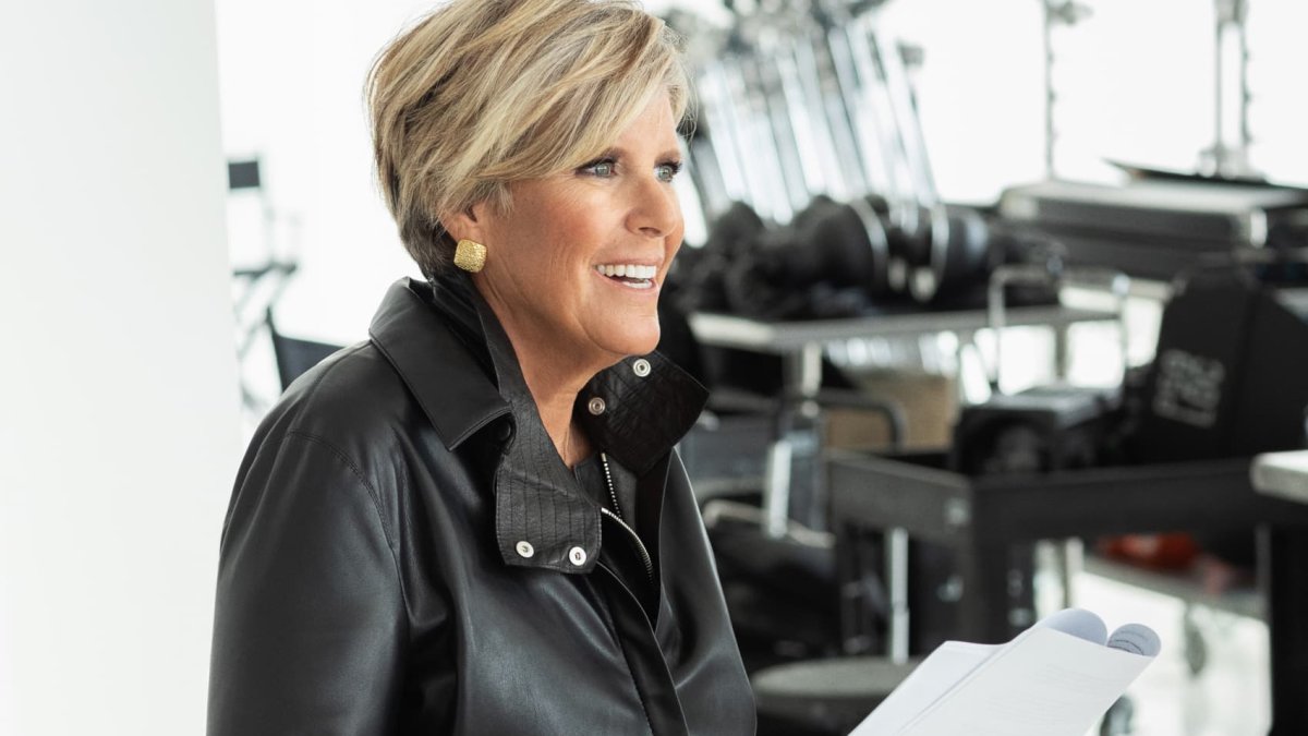 Suze Orman hates when you redo your budget each January: 'If you restrict,' you'll eventually 'explode' – NBC Connecticut - Vimarsana News