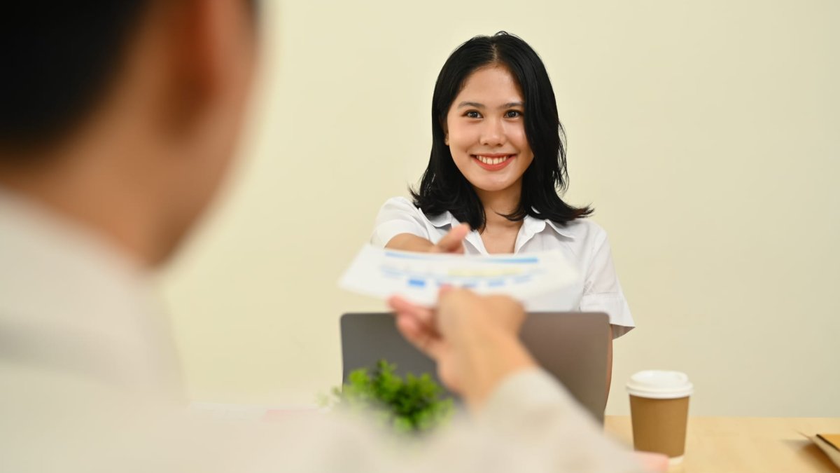 Hiring managers spend '3-to-5 seconds' on your resume, says recruiter who's read hundreds—here's what they look for – NBC Connecticut - Vimarsana News