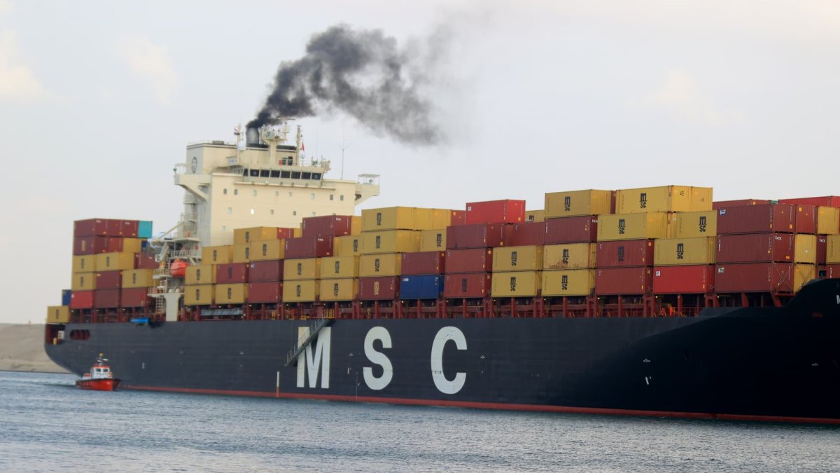 'The shooting has to stop': World's biggest shipping company pleads with Congress to help end Houthi Red Sea chaos – NBC Connecticut - Vimarsana News