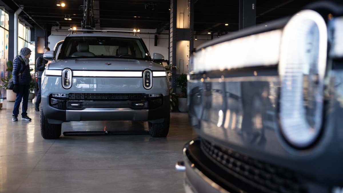 Rivian CEO says EV market suffers from a lack of choice - Vimarsana News