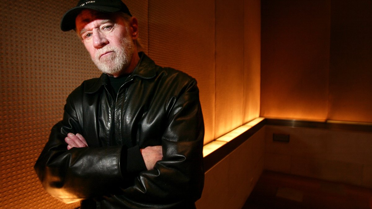 George Carlin estate sues over fake comedy special apparently AI generated – NBC Connecticut - Vimarsana News