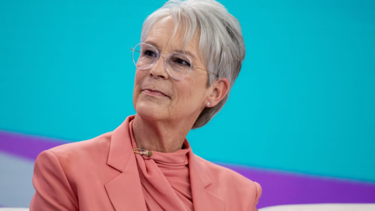 Jamie Lee Curtis says turning 65 is a moment of 'excitement.' Here's why – NBC Connecticut - Vimarsana News