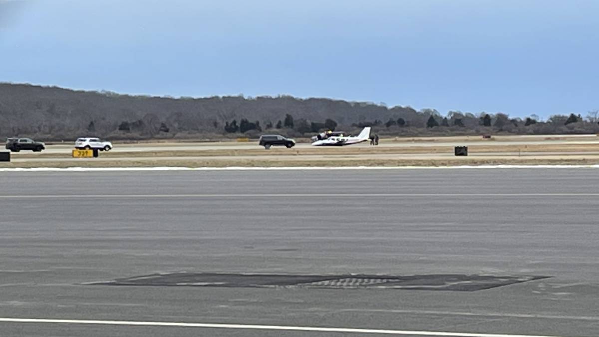 Plane lands with gear up at GrotonNew London Airport NBC Connecticut
