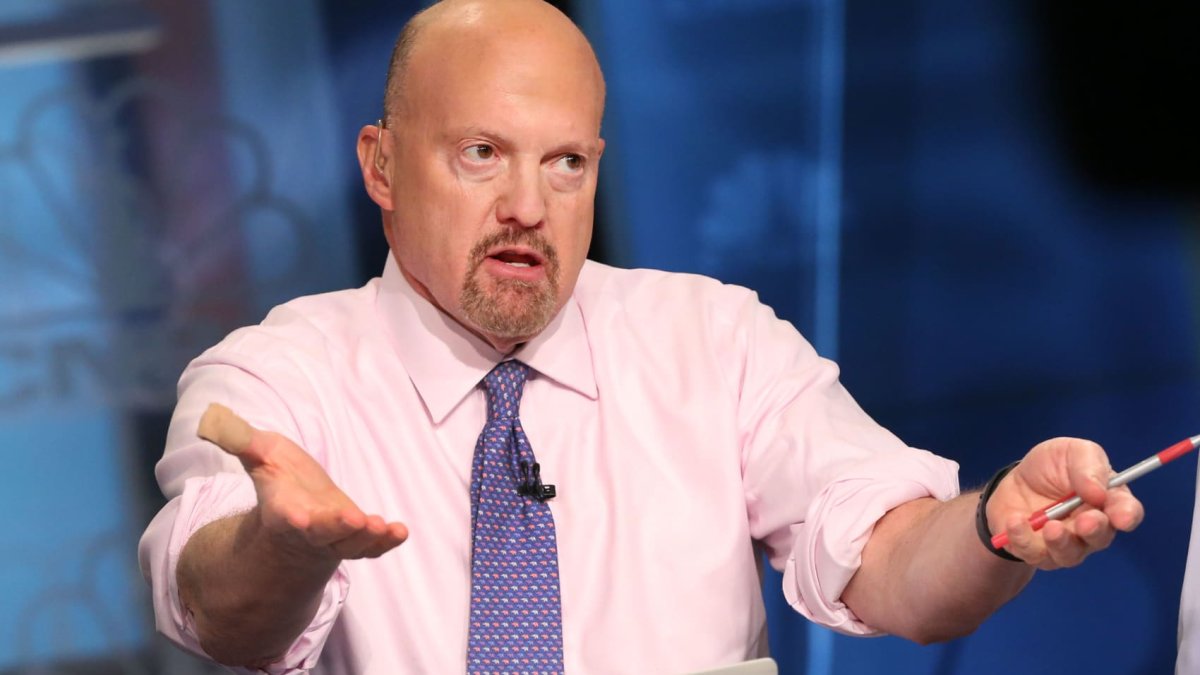 Cramer names contenders for the next company to hit $1 trillion market cap - Vimarsana News