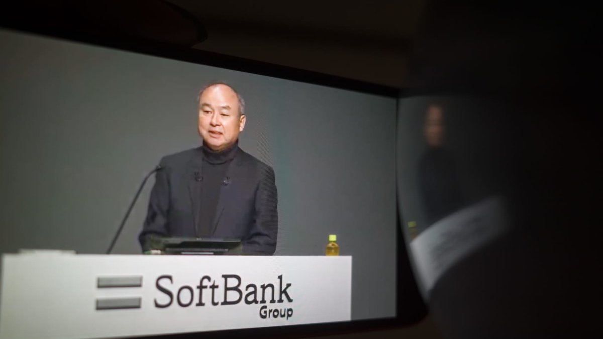 SoftBank shares extend their surge, pop more than 15% on earnings beat - Vimarsana News