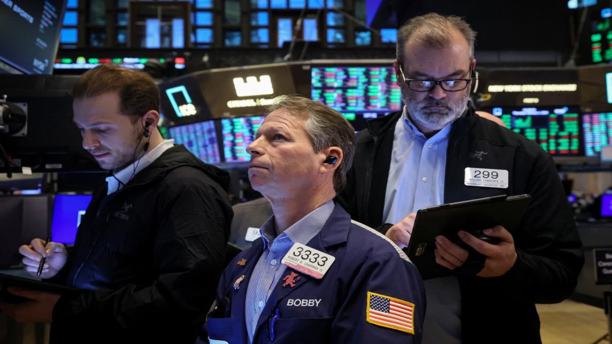 S&P 500 futures gain after Meta, Amazon results as jobs report looms: Live updates - Vimarsana News