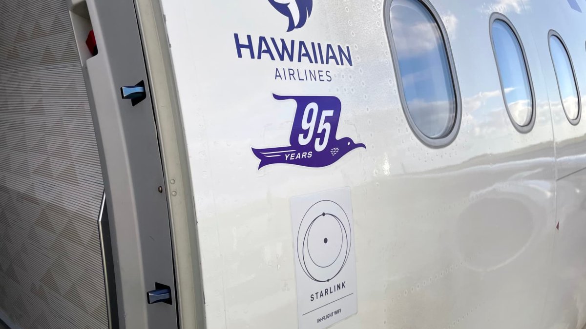 Hawaiian Airlines debuts free inflight Wi-Fi from SpaceX's Starlink - Vimarsana News