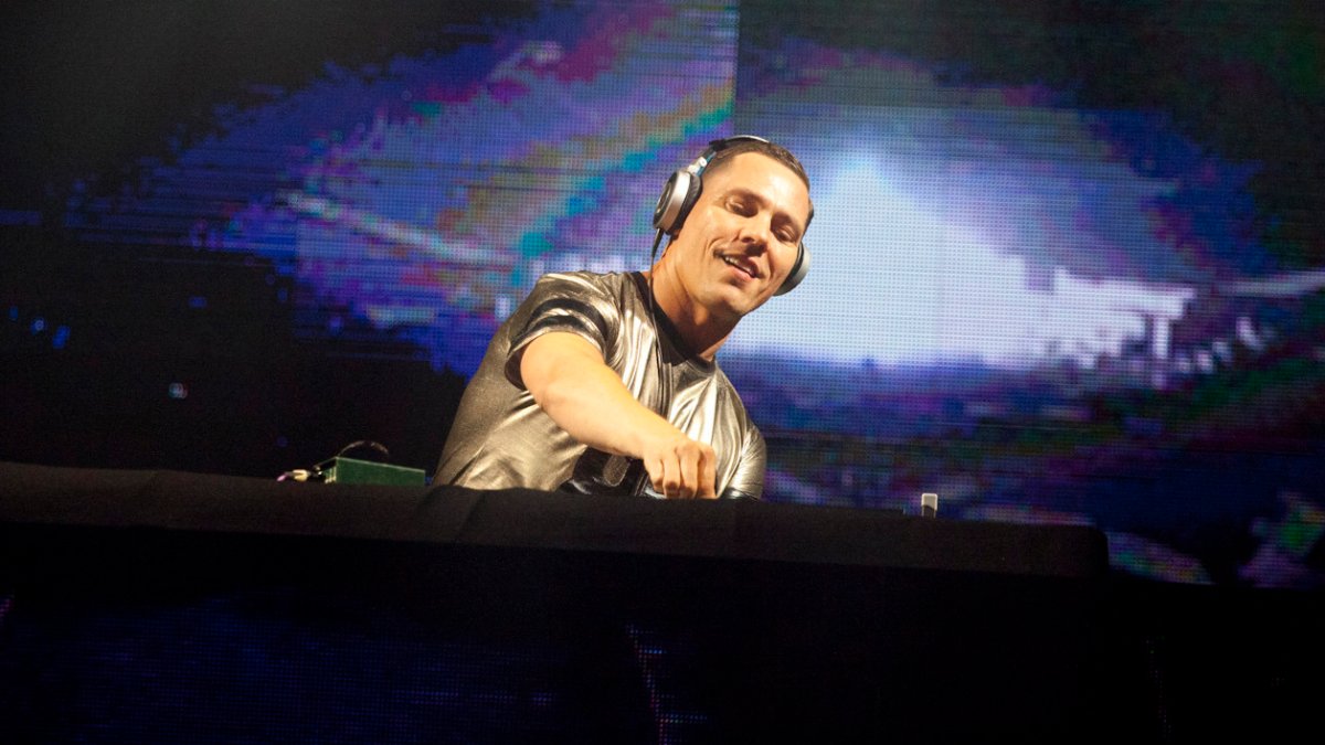 DJ Tiësto pulls out of Super Bowl for family reasons – NBC Connecticut - Vimarsana News