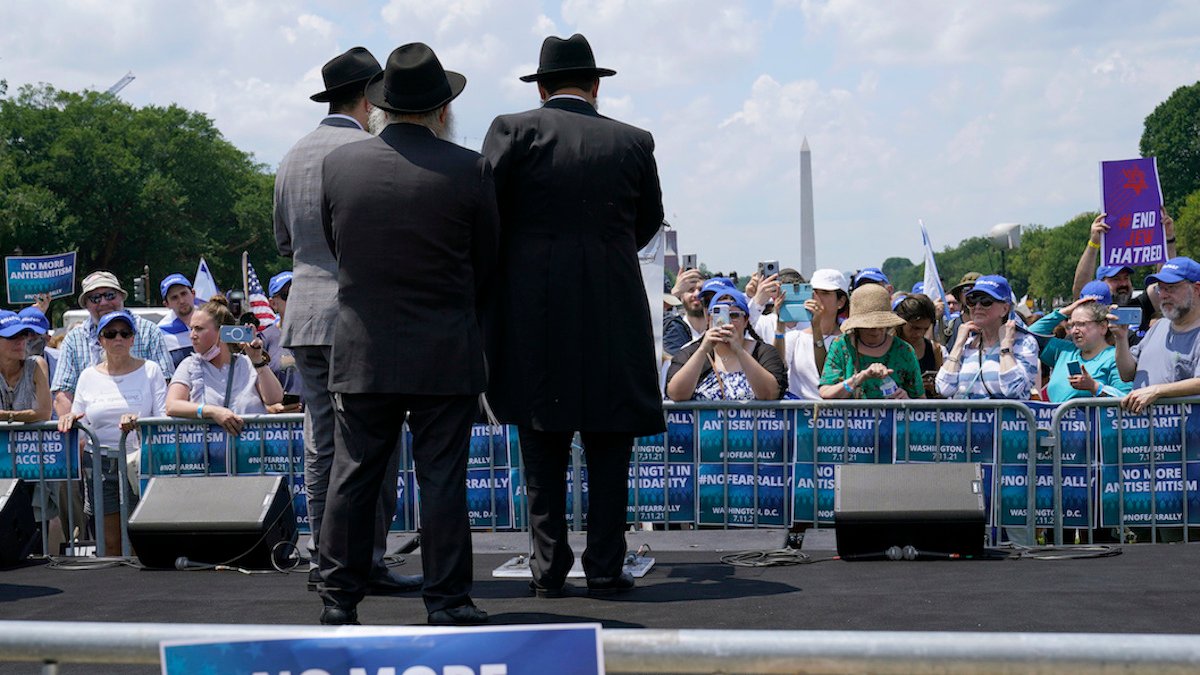 Antisemitism and safety fears on the rise among jews in America – NBC Connecticut - Vimarsana News