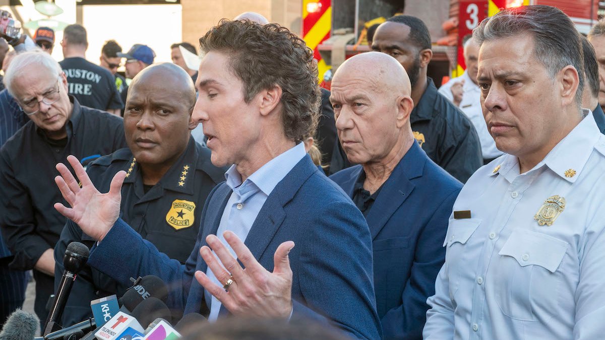 Suspect in Joel Osteen's Lakewood Church shooting identified – NBC Connecticut - Vimarsana News