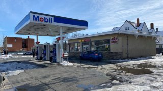 Mobil at 605 Albany Avenue in Hartford