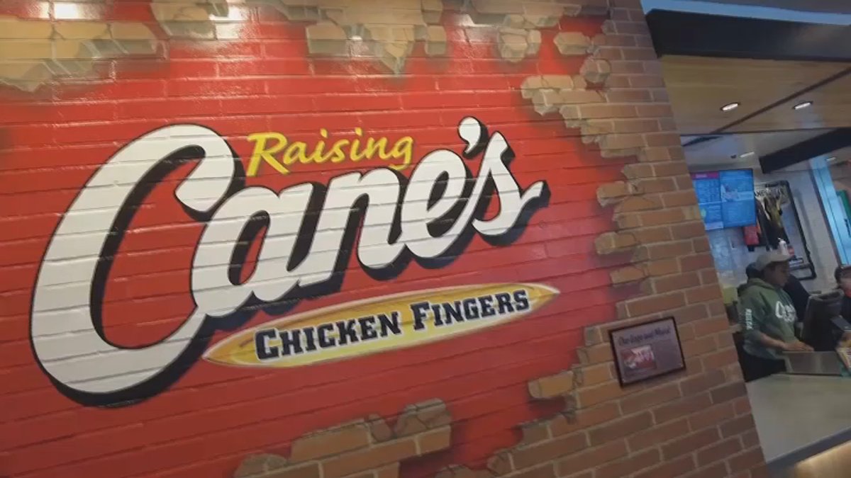 Zoning commission approves plan for Raising Cane’s to open in