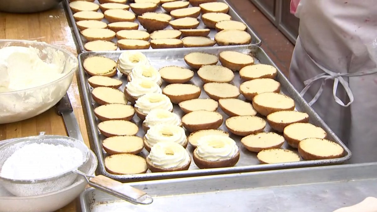Paczki or doughnut? Chicago bakery Delightful Pasties explains the difference on Paczki Day – NBC Connecticut - Vimarsana News