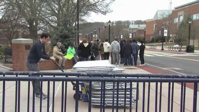 UConn prepares for send-off as women's team heads to Sweet Sixteen