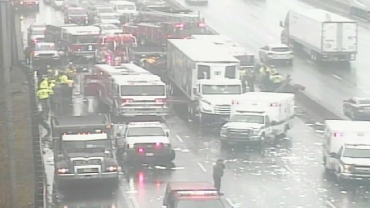 Driver injured after dump truck and tractor-trailer collide on I-95 in ...