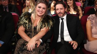 Kelly Clarkson and Brandon Blackstock attend the 2017 American Music Awards at Microsoft Theater