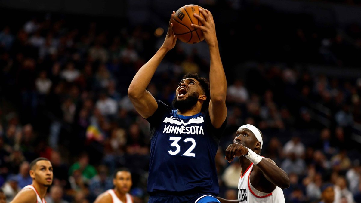 Timberwolves’ Karl-Anthony Towns suffers knee injury: Report – NBC ...