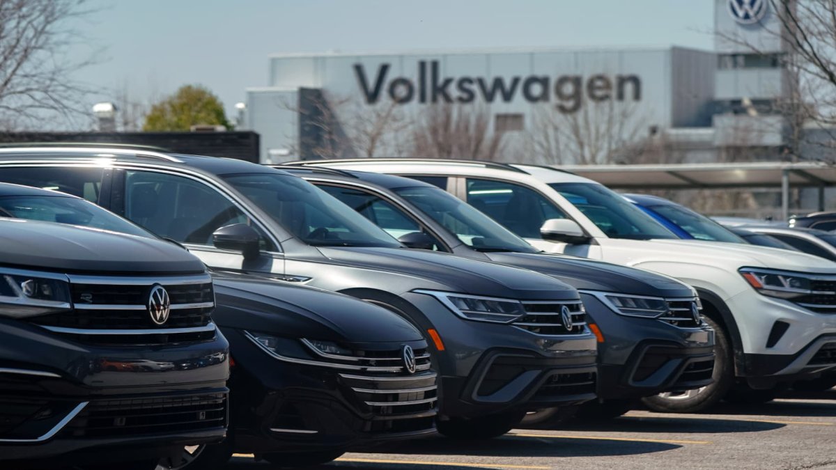 What investors should know about the UAW's organizing drive of VW - Vimarsana News
