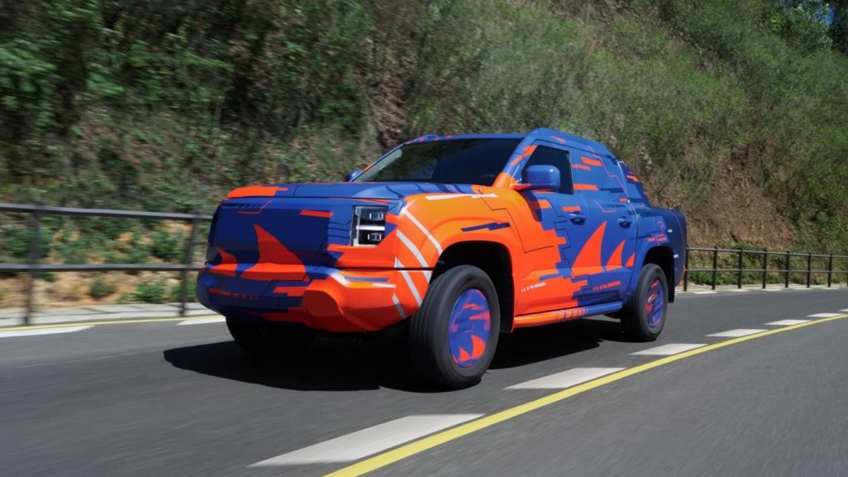 China’s BYD to launch first electric pickup truck this year in latest