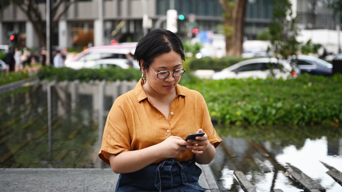 Email isn't just annoying to Gen Z workers — it's stressing them out - Vimarsana News