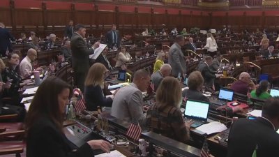 Lawmakers consider bill to help thousands of disconnected youth