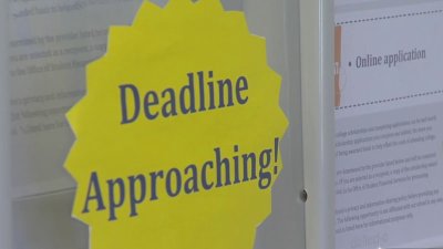 Enrollment deadline approaching at some CT colleges despite FAFSA confusion