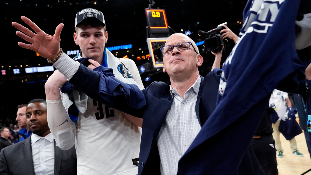 UConn, Dan Hurley show how to succeed in new age of college basketball