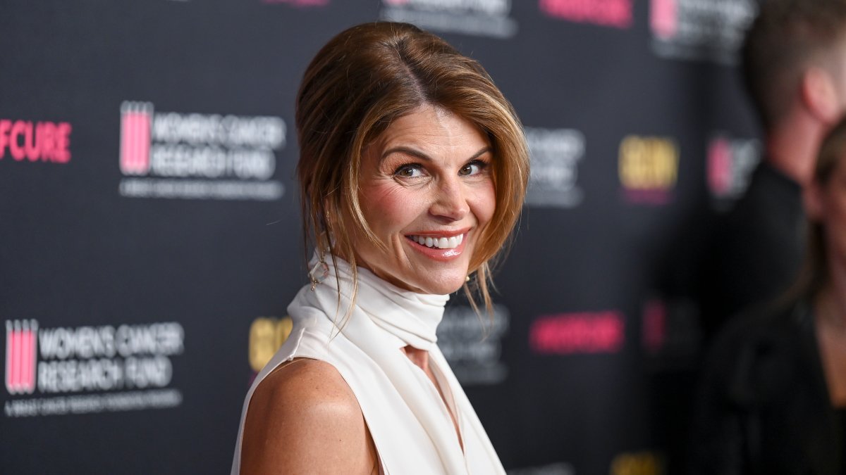Why Lori Loughlin says she's 'grateful' 5 years after college scandal – NBC Connecticut - Vimarsana News