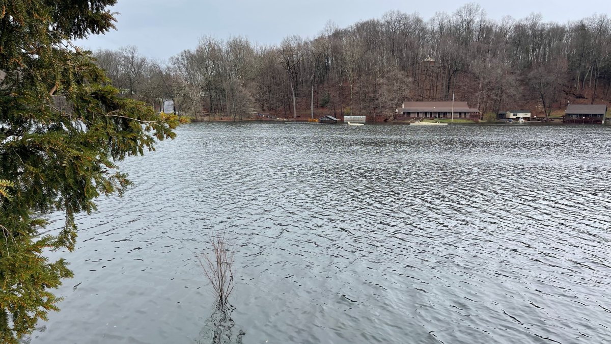 Water continues to rise on Portland pond, flooding more homes and ...