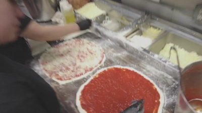 Pizzeria owners head to DC as New Haven is declared pizza capital of the US
