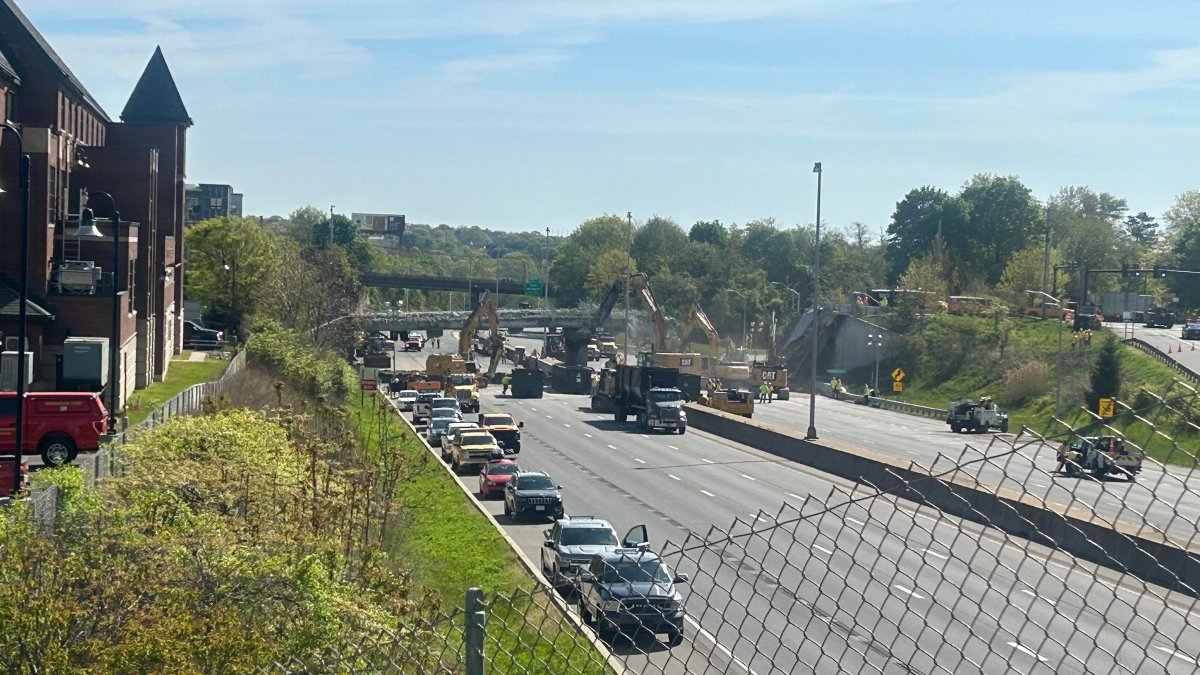 Watch live: Crews use shears to break apart bridge on I-95 in Norwalk ...