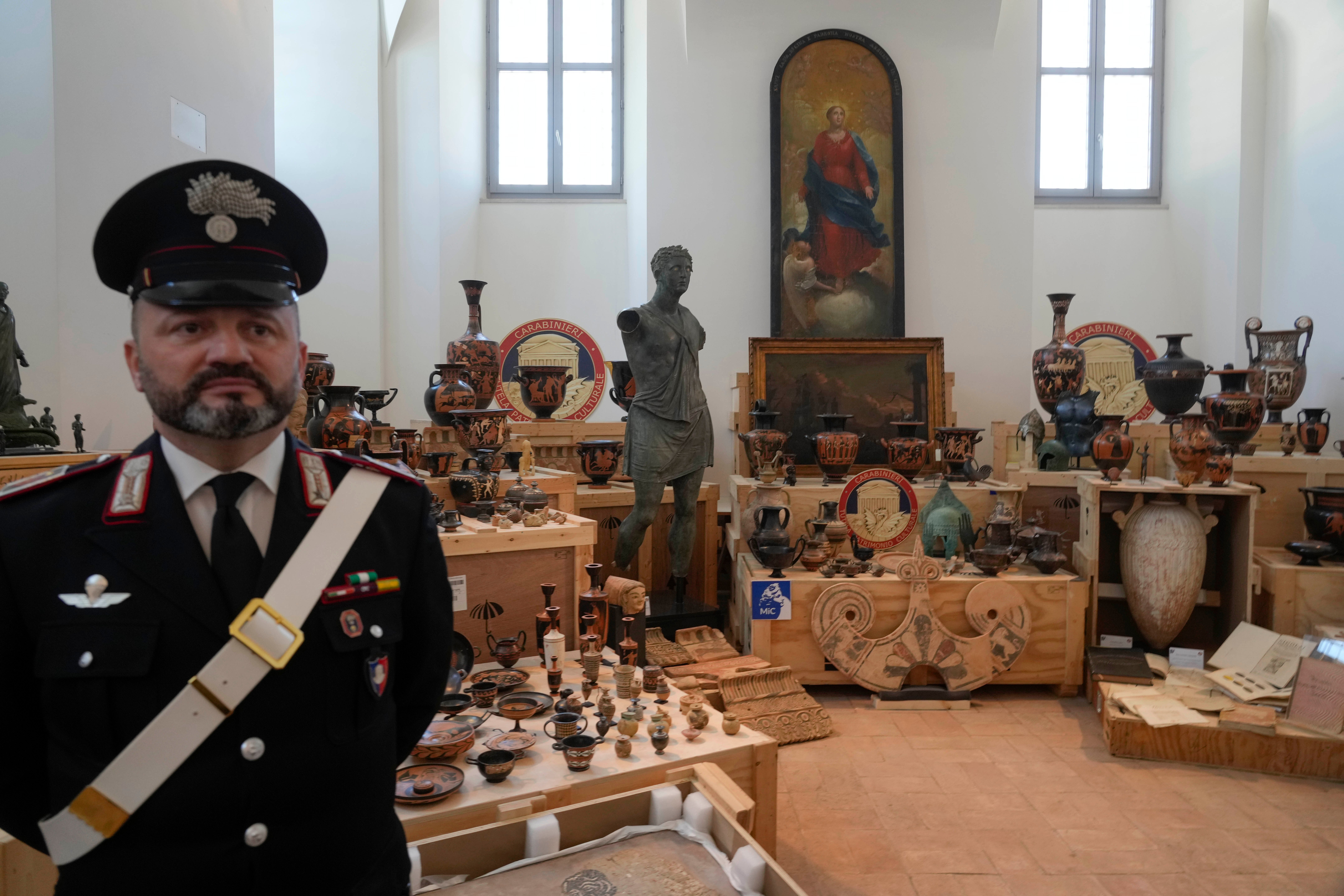 US returns $65 million worth of stolen antiquities to Italy – NBC Connecticut - Vimarsana News