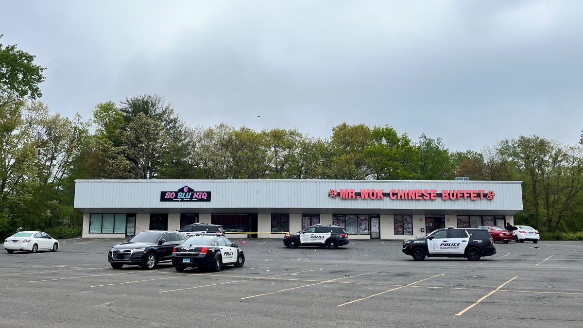 Man shot, killed during argument between 2 parties at Waterbury rental