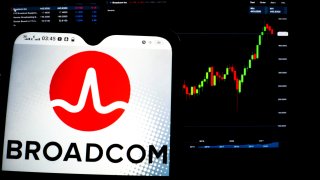 Broadcom beats earnings estimates, announces 10-for-1 stock split