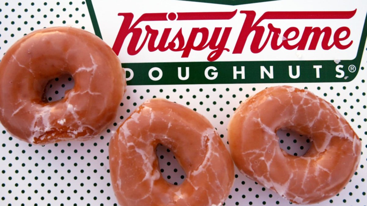 Krispy Kreme is giving out free doughnut dozens for World Kindness Day ...