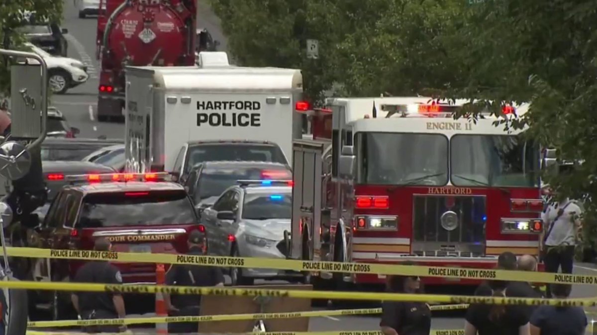 Construction worker dead after being hit by vehicle in Hartford – NBC ...