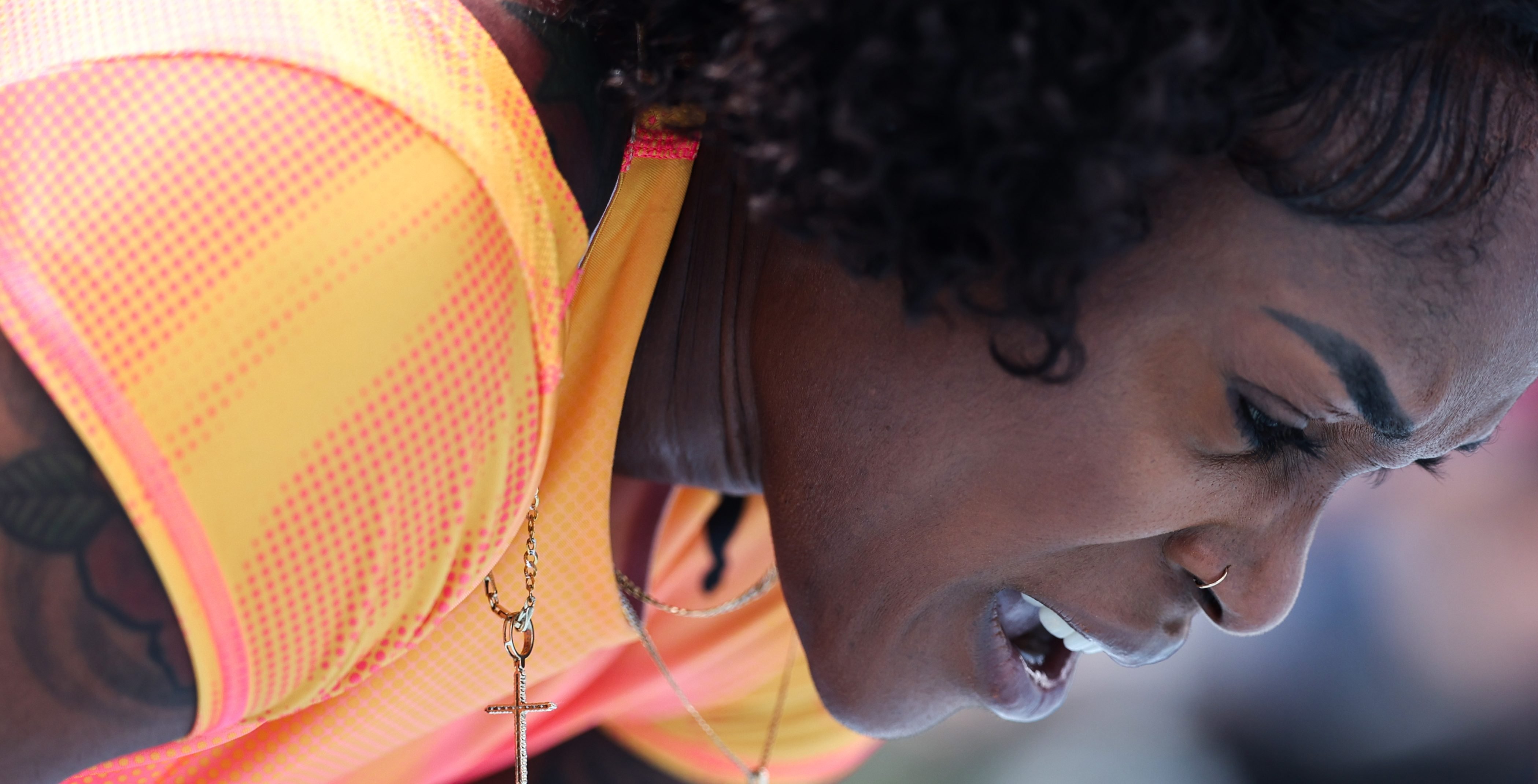 Defending Olympic champ Thompson-Herah appears to hurt Achilles – NBC Connecticut - Vimarsana News
