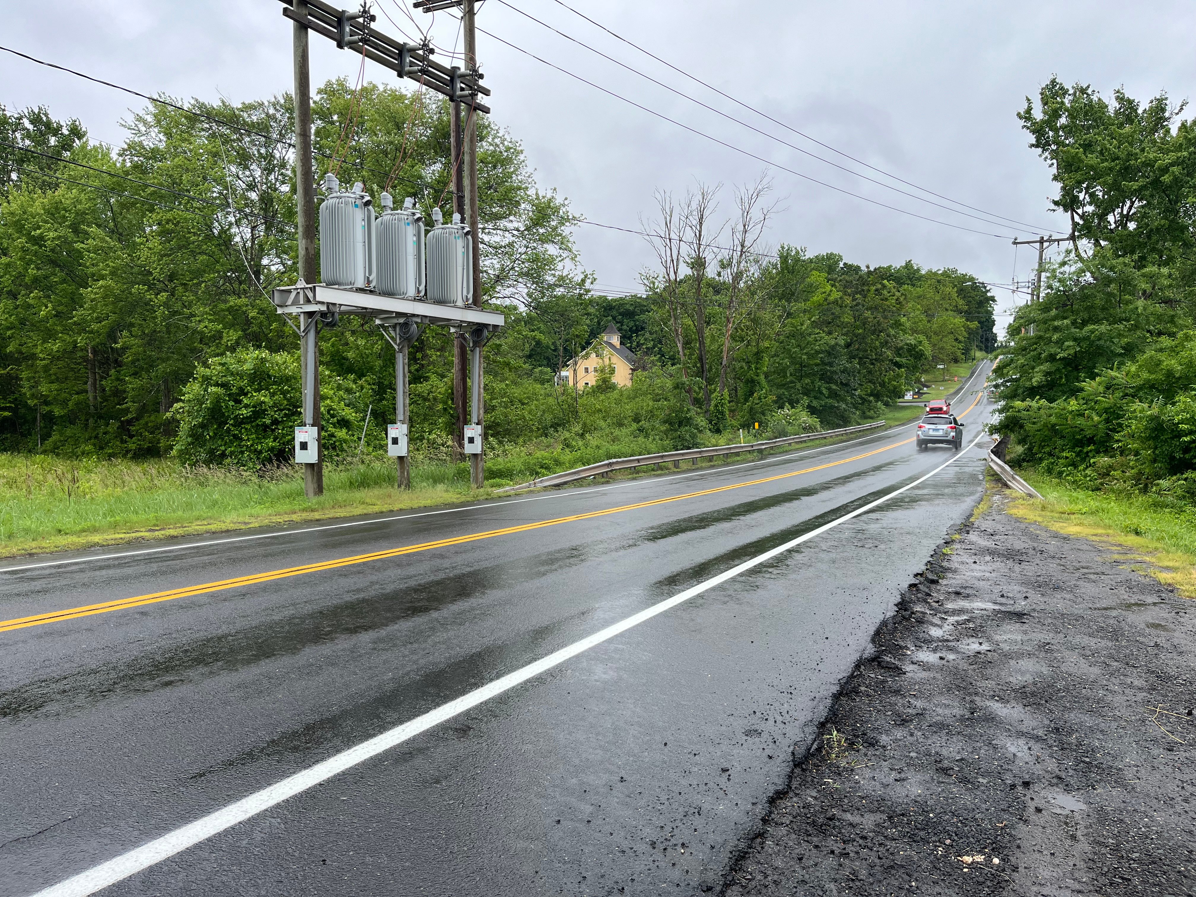 1 dead, 1 critically injured when deer collides with motorcycle in Middletown - Vimarsana News