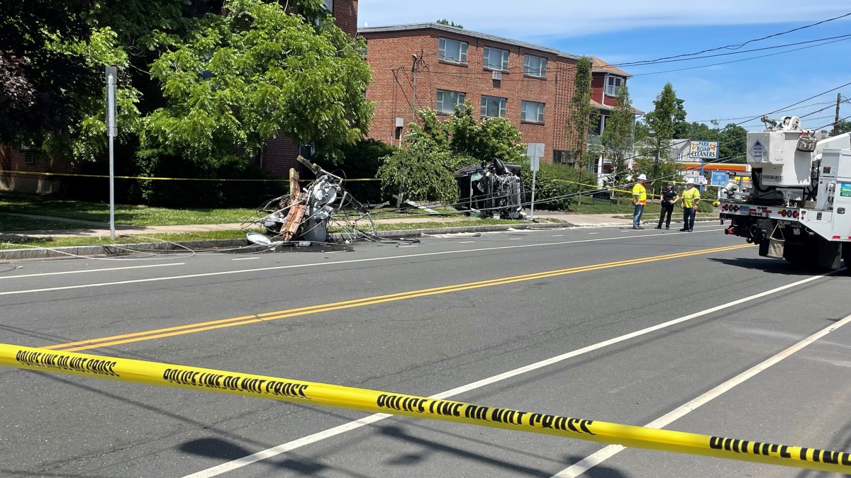 Rollover crash closes Park Road in West Hartford – NBC Connecticut