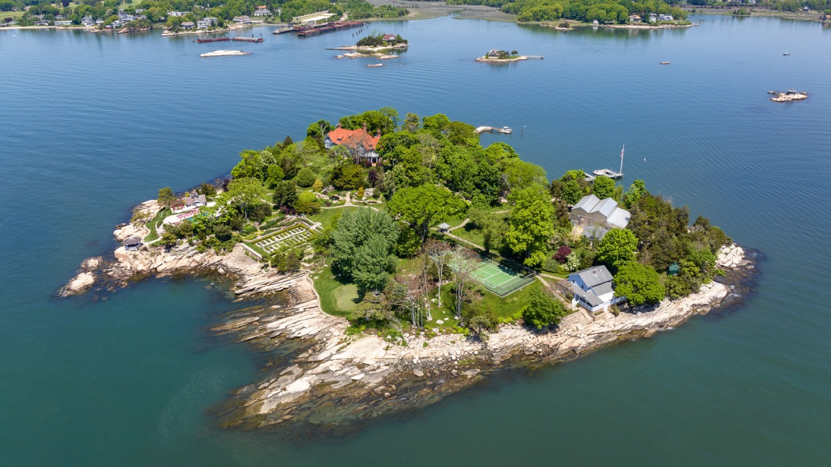 Roger's Island for sale for $35 million in CT