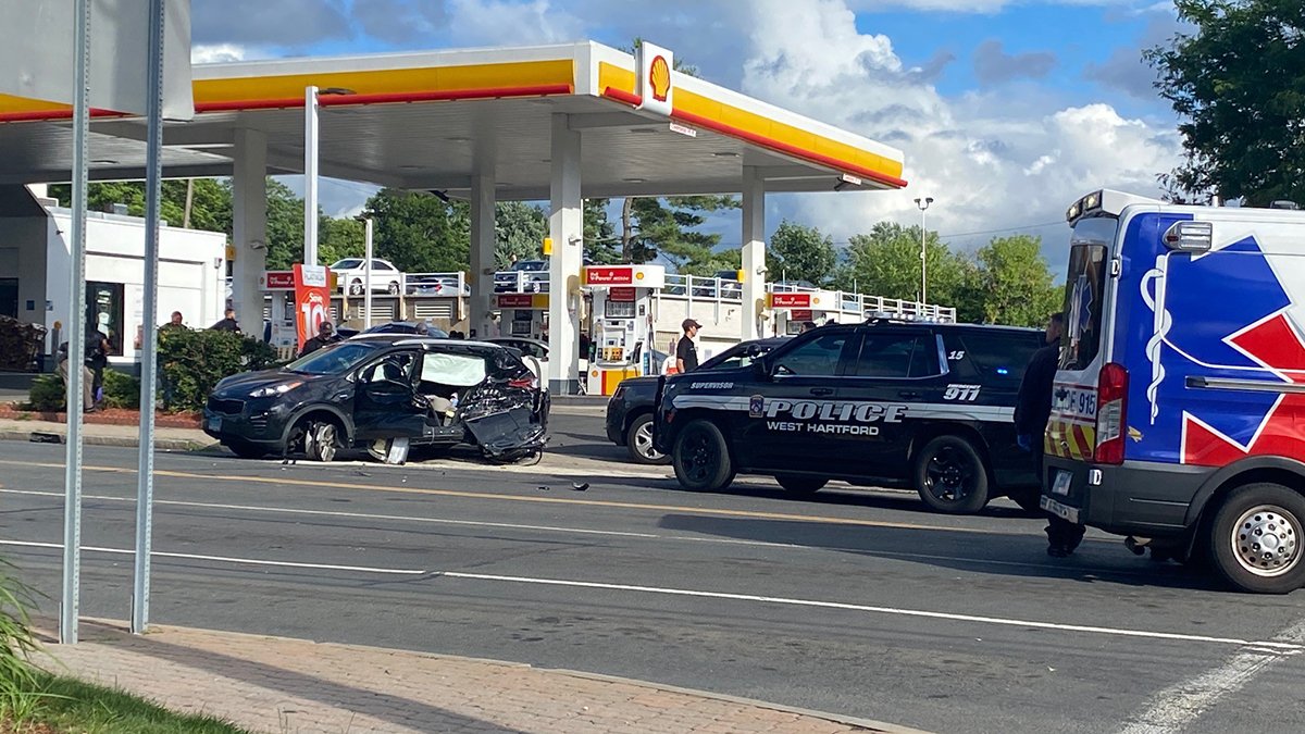 Suspects in Hartford incident in custody after hitting school bus in ...