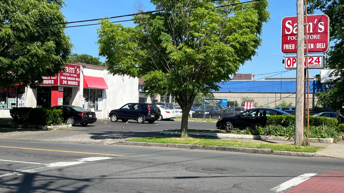Argument at New Haven store leads to deadly stabbing: police – NBC ...