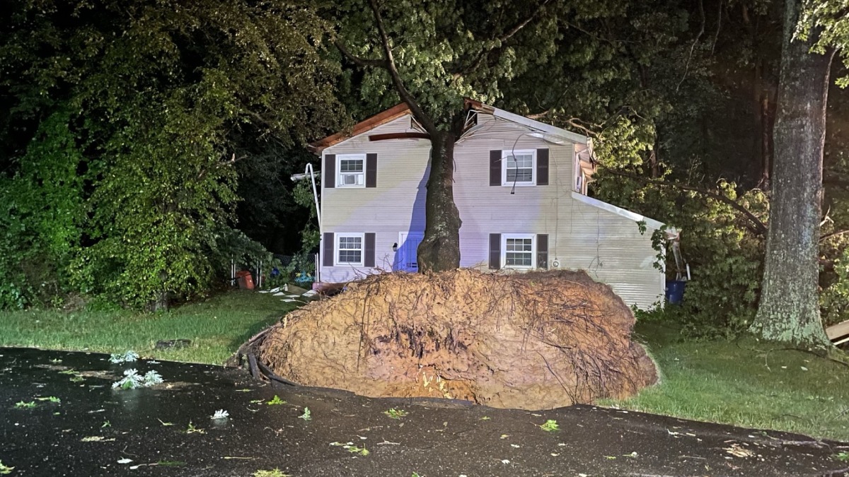 Strong storms leave damage and thousands without power in Connecticut ...